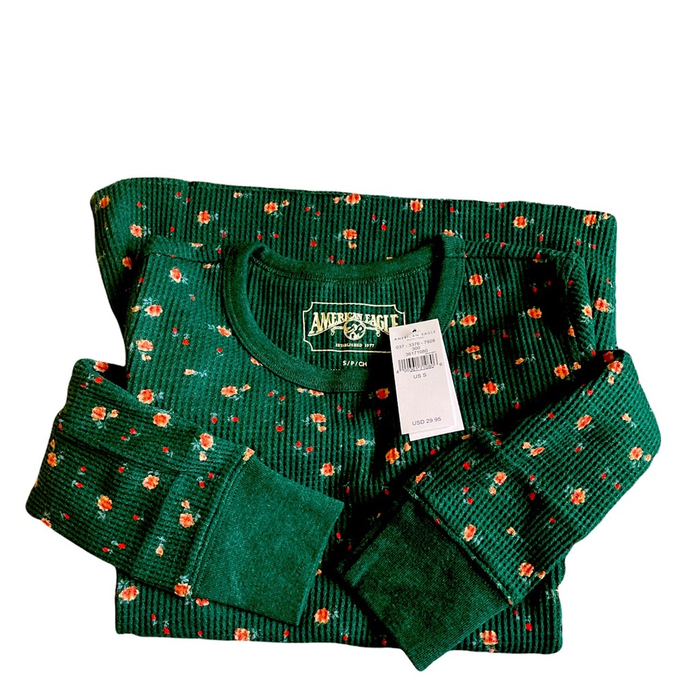 AE Waffle Layering Long Sleeve Size Small